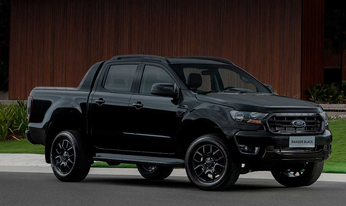 Nova Ford Ranger Black 2022 tem motor a diesel, equipamentos de topo e preço de flex