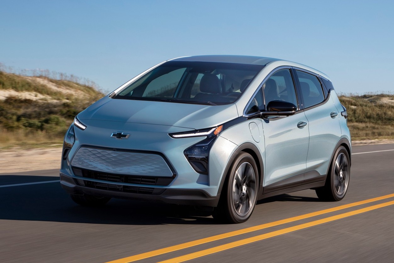 Novo Bolt EV 2023 é elétrico com desempenho incrível e visual diferenciado