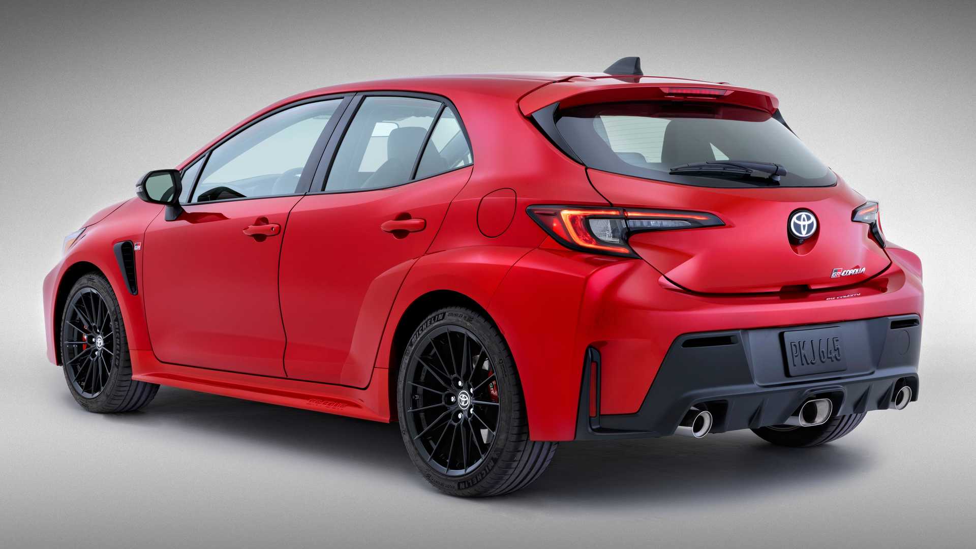 novo Toyota Corolla Hatch GR 2023 lançamento
