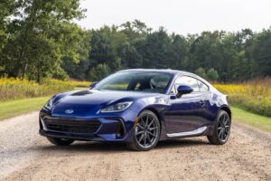 Novo Subaru BRZ 2023 é esportivo focado em diversão nas pistas