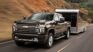 Nova Silverado 2500HD 2022: Saiba tudo sobre a gigantesca e poderosa picape