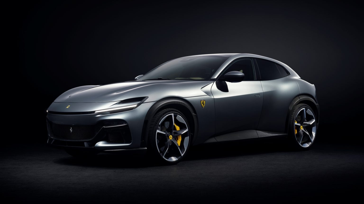 Novo Ferrari Purosangue SUV custa R$ 2 milhões e tem motor V12