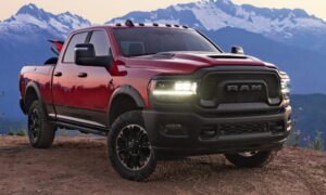 Nova RAM 2500 Rebel com motor a diesel e pegada off-road