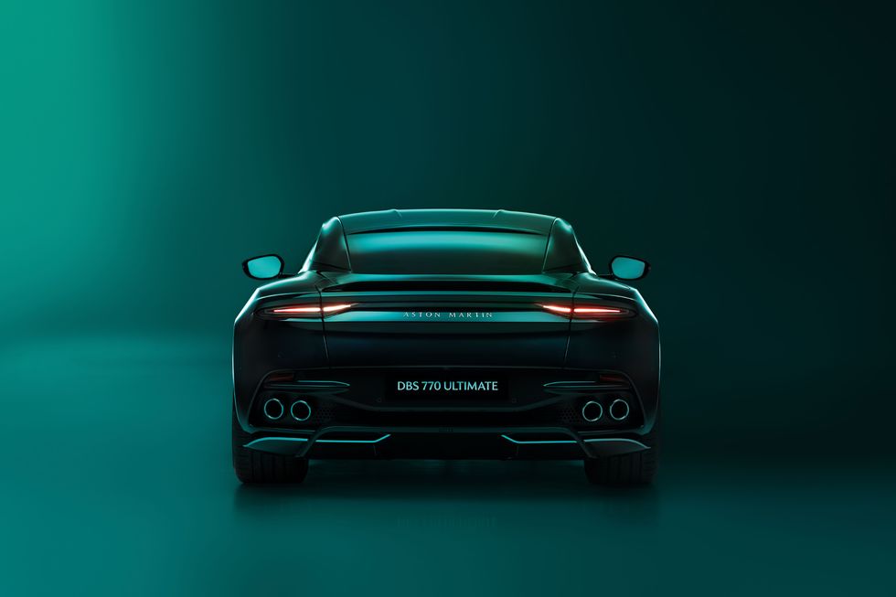 Novo Aston Martin DBS 770 Ultimate 2023 preço