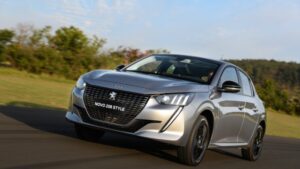 Novo Peugeot 208 2024: Preço, consumo, versões e ficha técnica