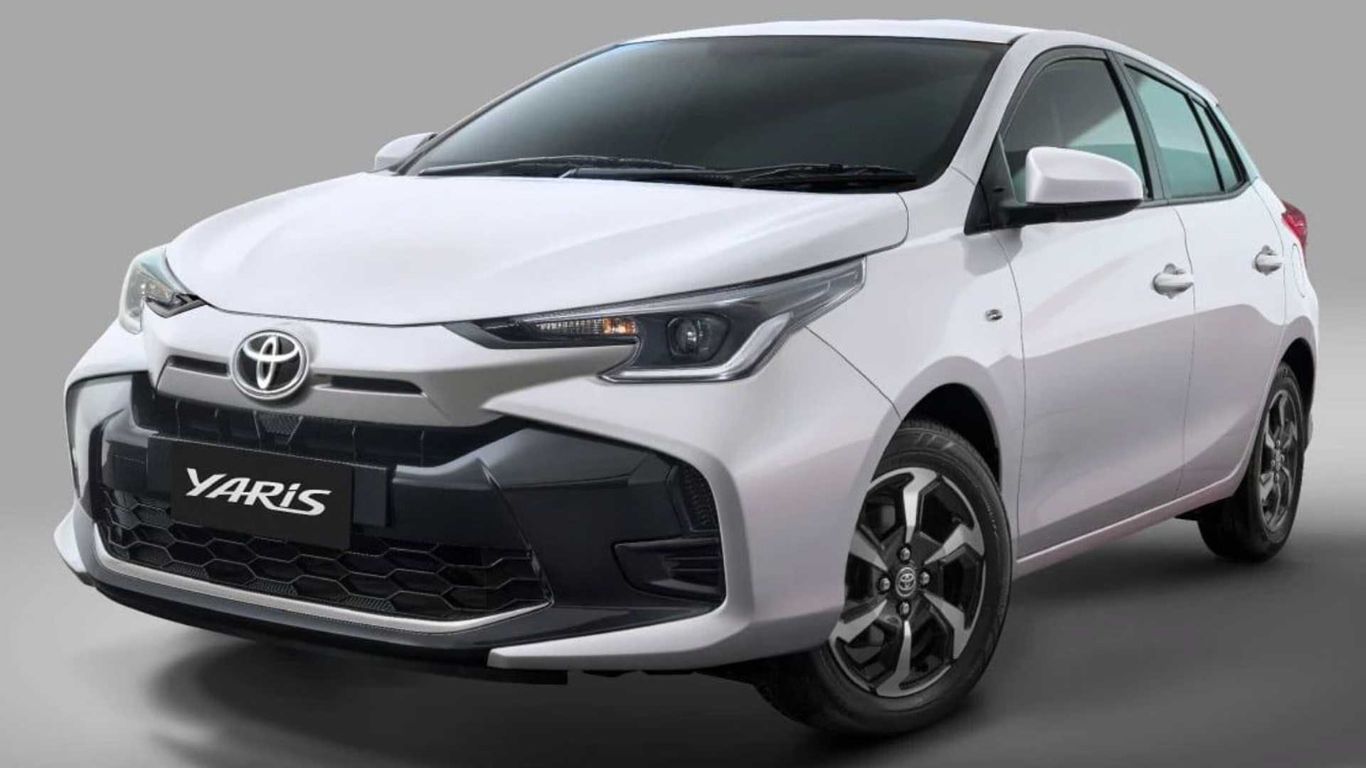 Quanto o Toyota Yaris 2023 faz por litro?