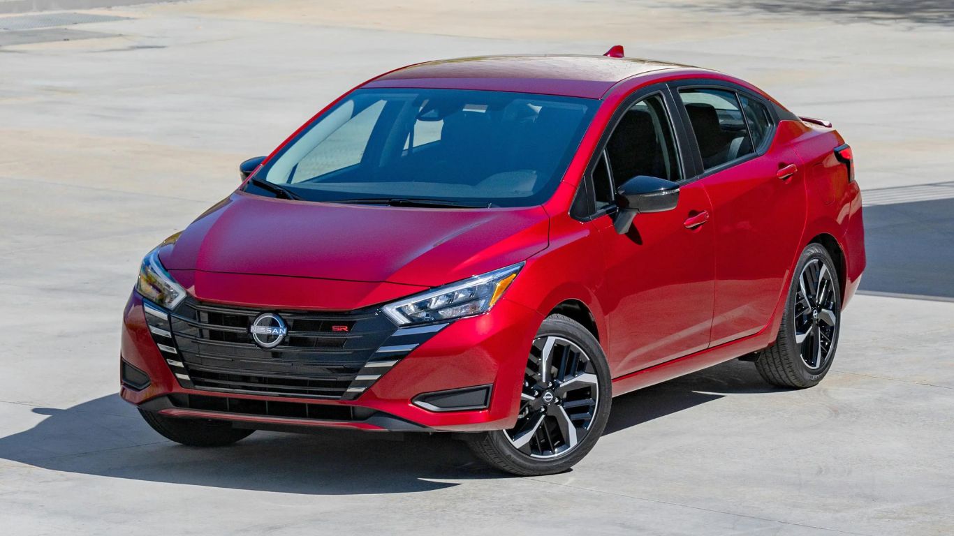 Quanto o Nissan Versa 2023 faz por litro?