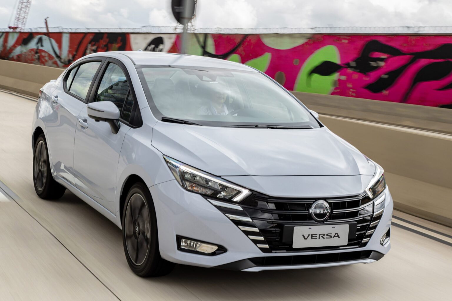 Novo Nissan Versa 2024 Preço, Consumo e Ficha Técnica