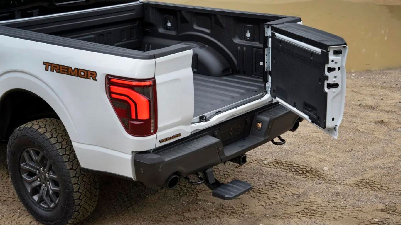 Porta traseira Pro Access da Ford F-150 2024: Como funciona, o que há de novo nisso?